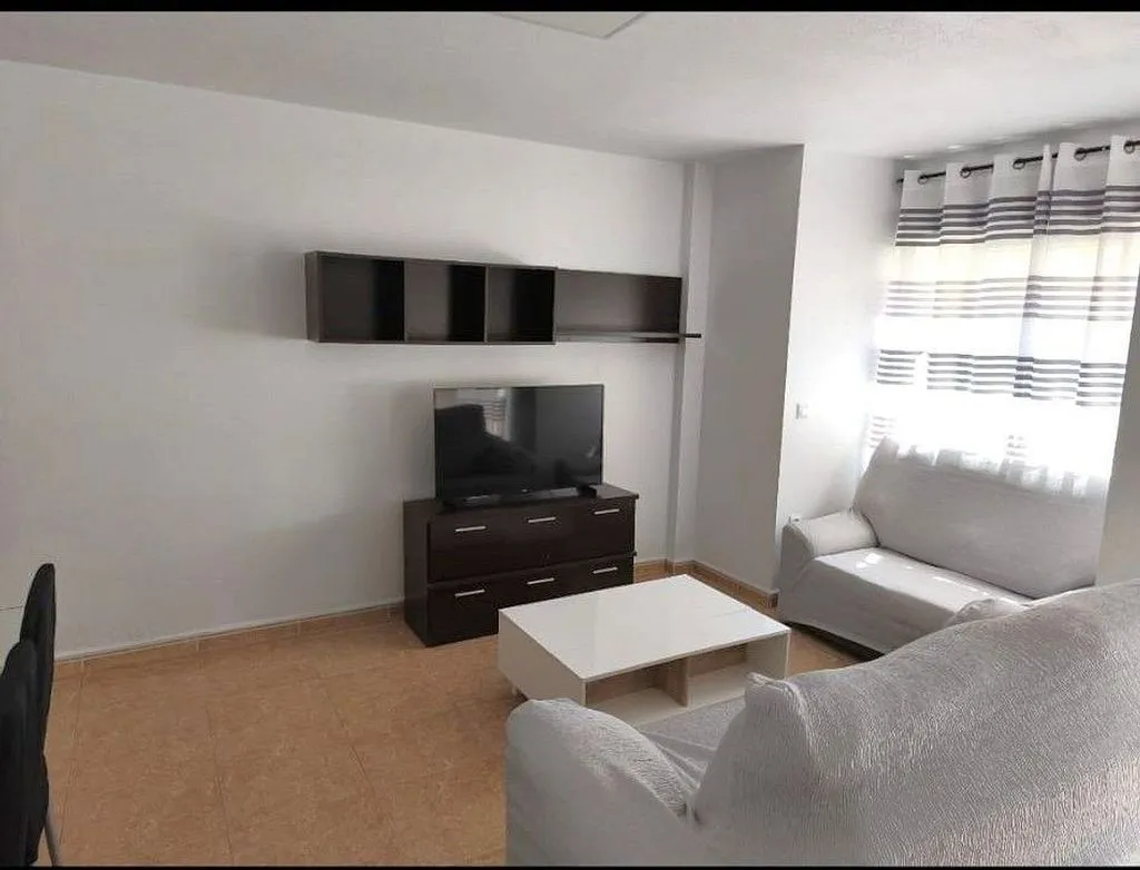 Elutuba - Apartment with Balcony in Águilas