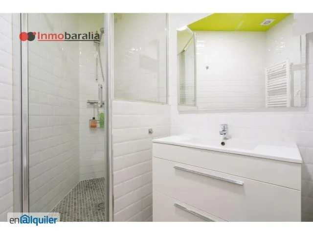 Salles de bain - Modernised Flat with Air Conditioning in Arganzuela