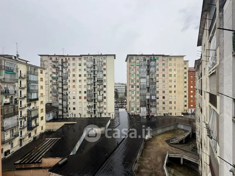 Balcon - Trilocale with Balcony in Vercelli