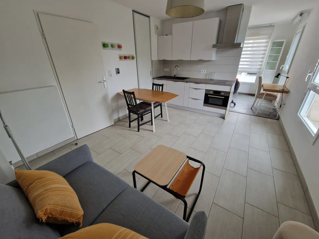 Living Room - 2-Bedroom Apartment with Parking in Amiens