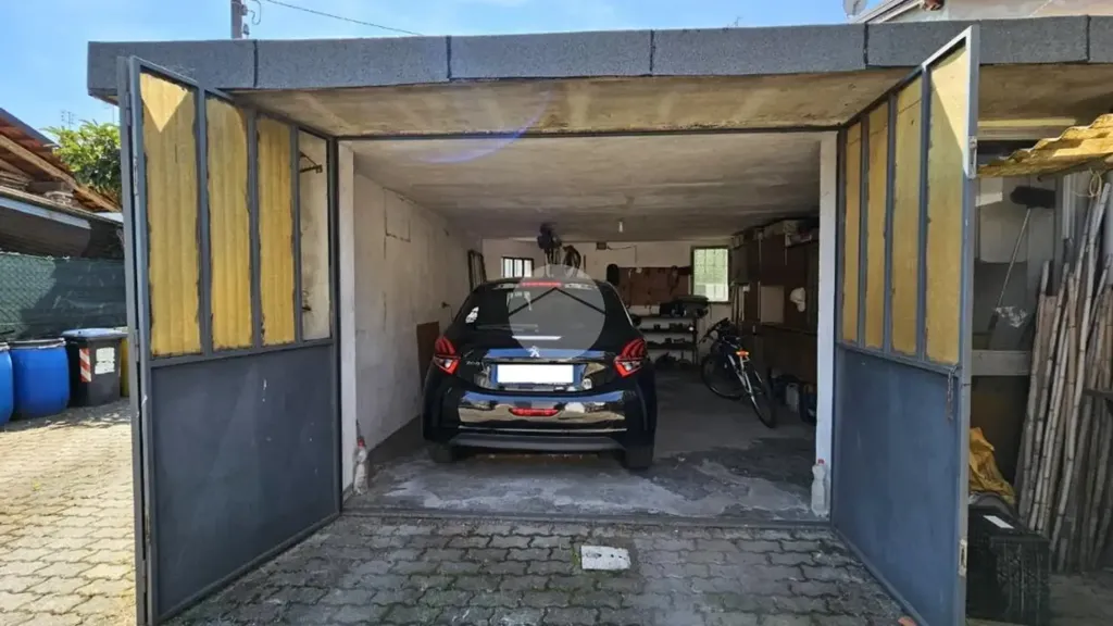 Garage - Casa indipendente con cortile a Torrazza Piemonte