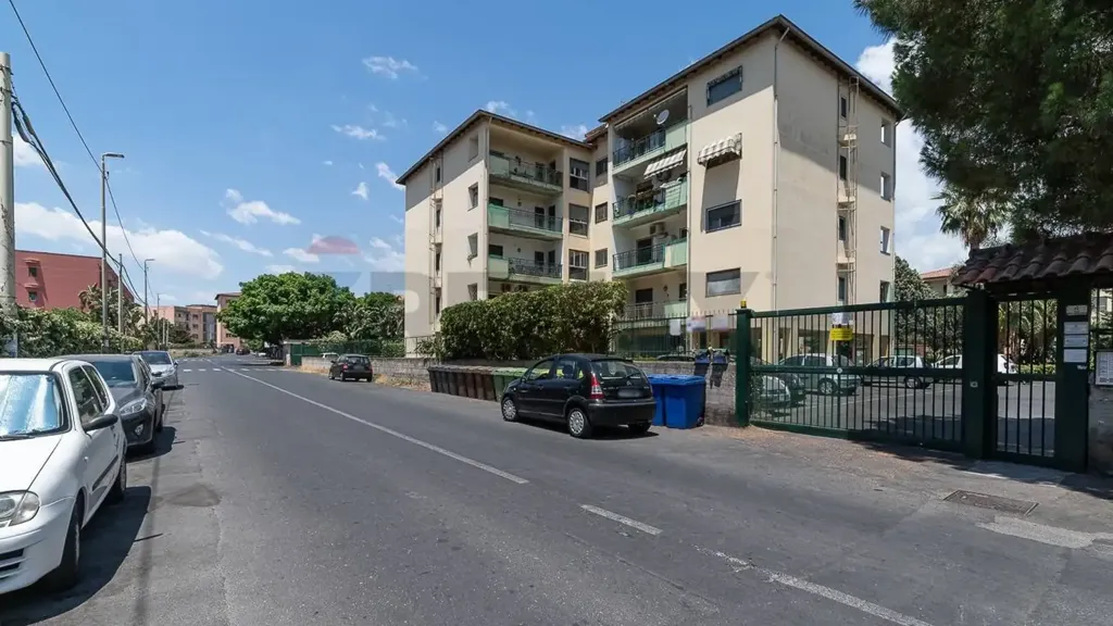 Exterior - Spacious Apartment with Large Terrace in Catania