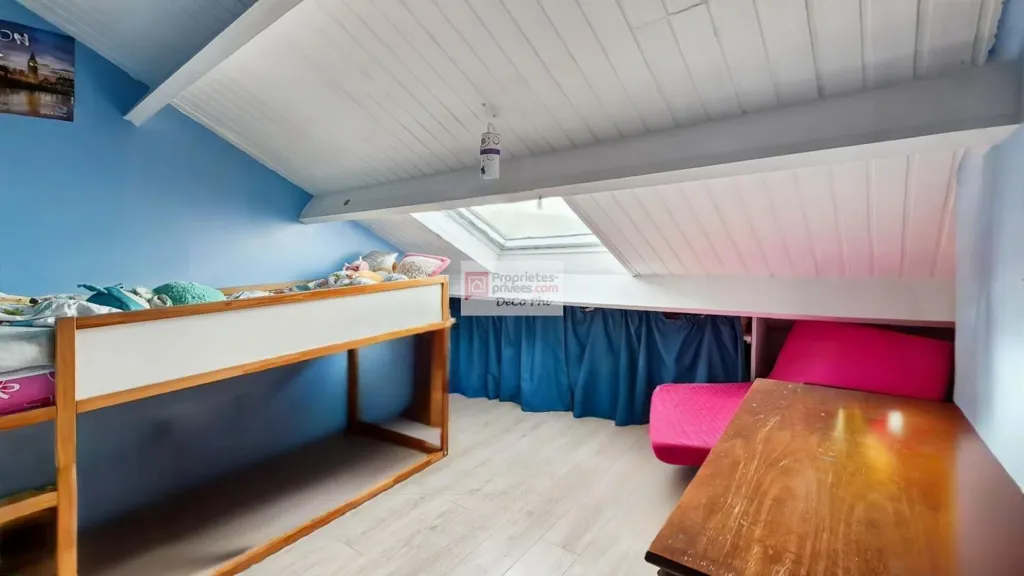 Chambres - Duplex Semi-Atypique sans Vis-à-Vis à Chaville