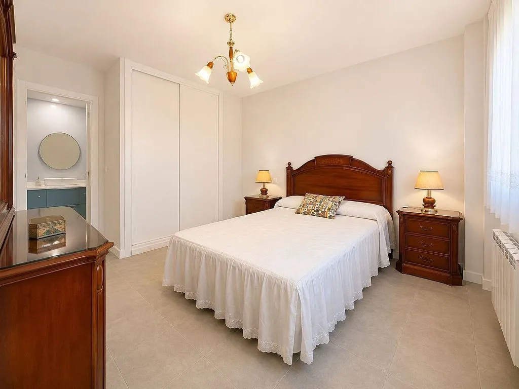 Chambres - Furnished Flat with Garage in Torrelodones Centre