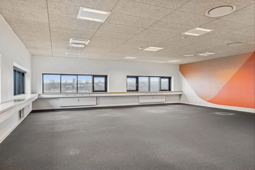 Bureau - Exclusive Office Space with Waterfront View in Sønderborg