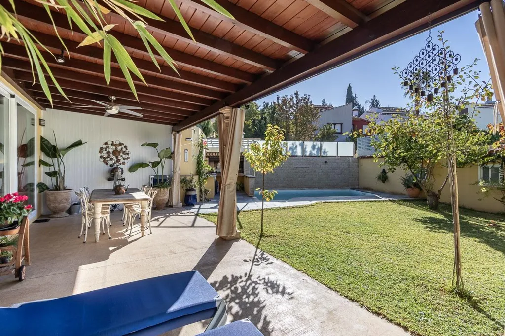 Terrasse - Luxury House with Pool in Granada