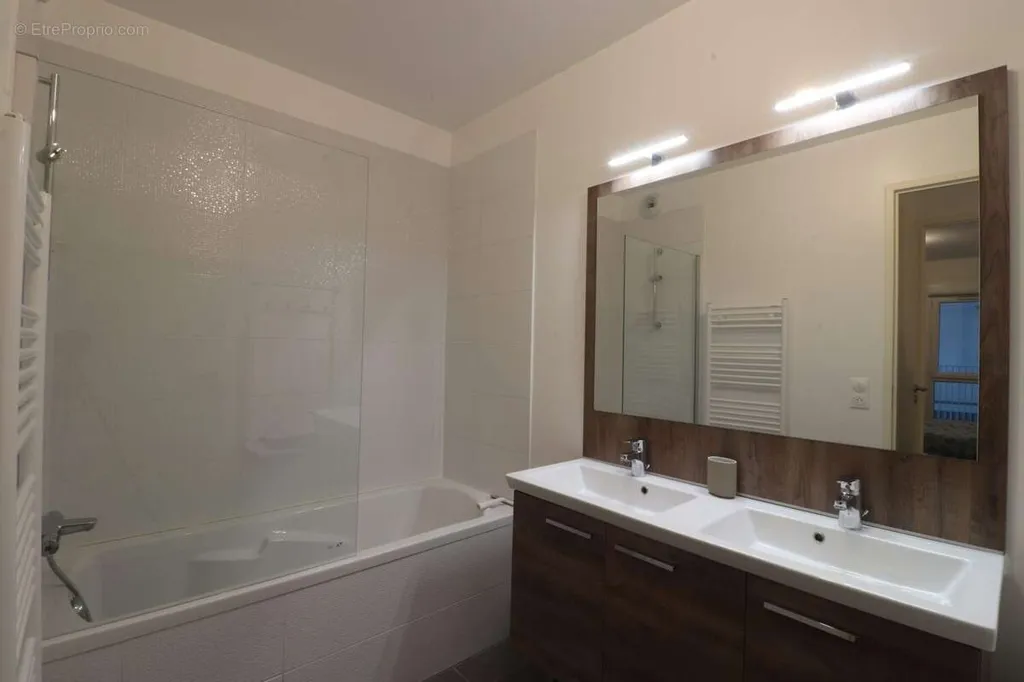 Vannitoad - Luxury Duplex with View in Bordeaux