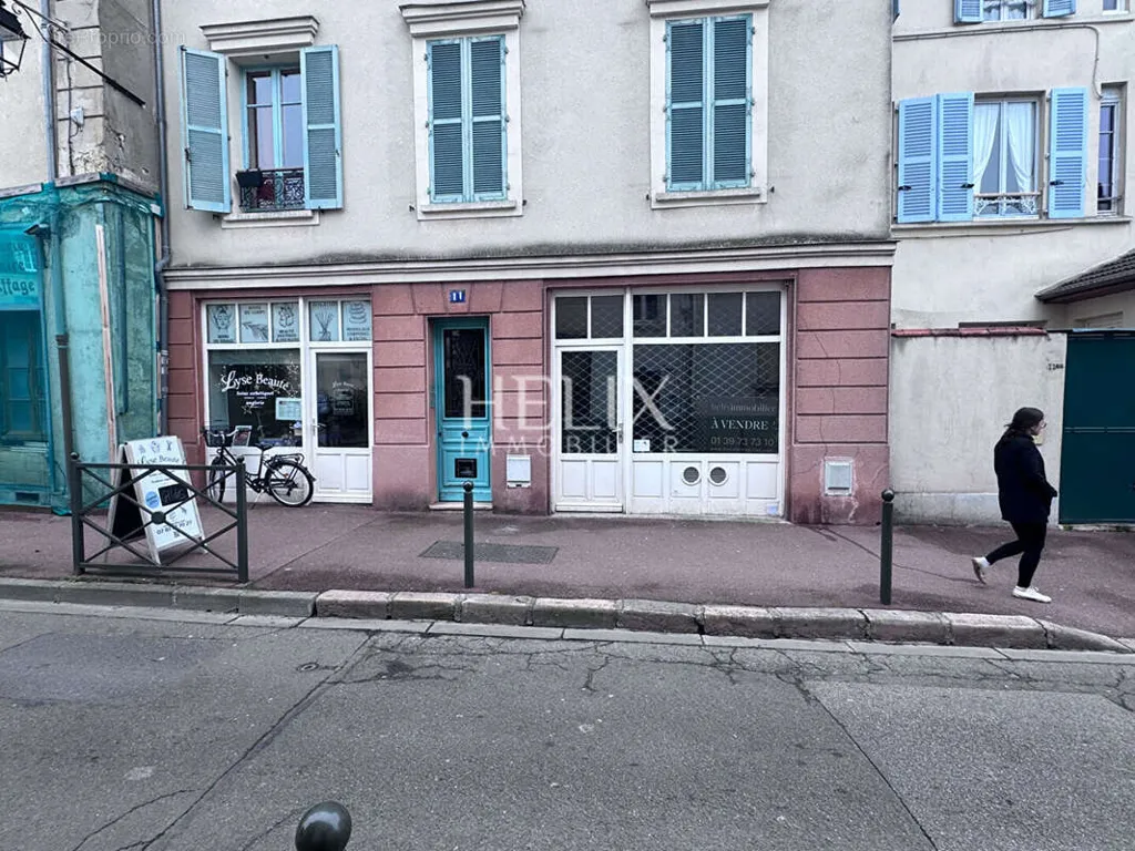 Esterno - Two Shopfronts in Saint Germain en Laye