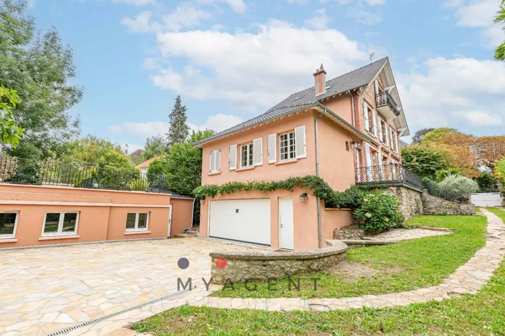 Extérieur - Demeure de Caractère avec Jardin et Ancien Théâtre à Bougival