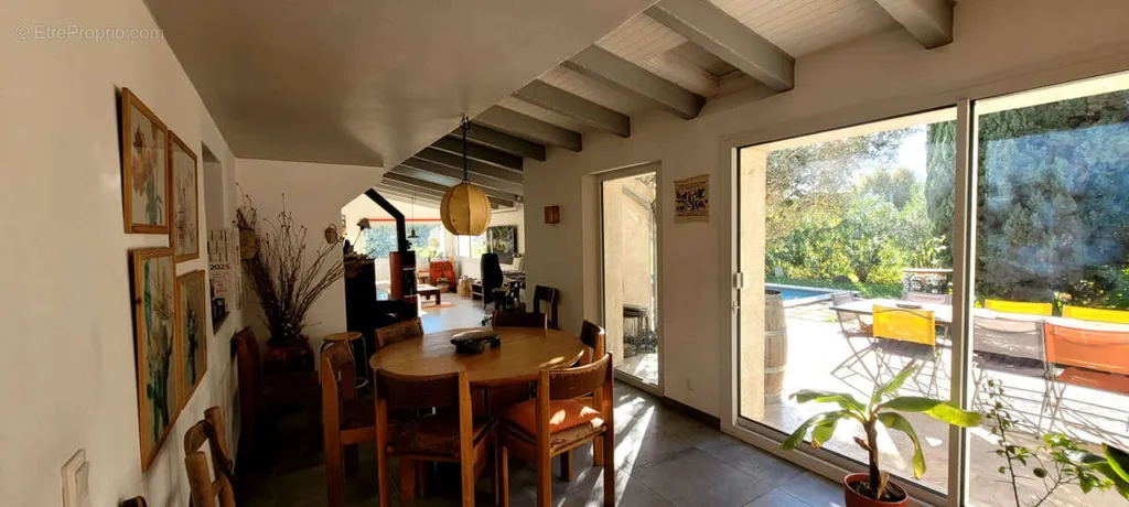 Terrazza - Architectural House with Garden in Arles