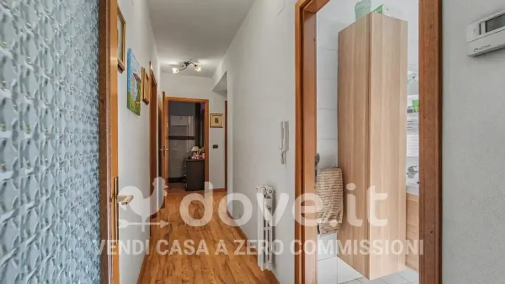 Flur - Rearranged Apartment with Balcony in Catania