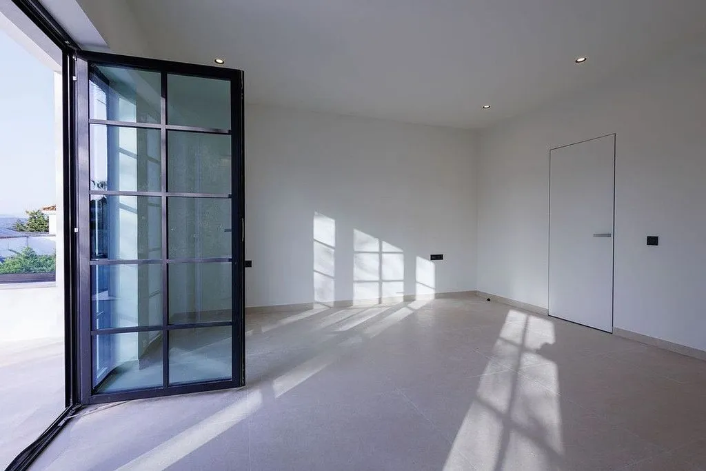 Rooms - Chalet with Pool and Terrace in Sotogrande