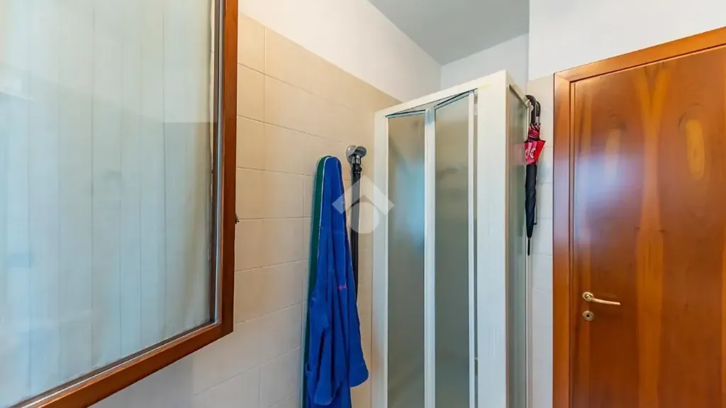 Bagni - Trilocale with Balcony in Lainate