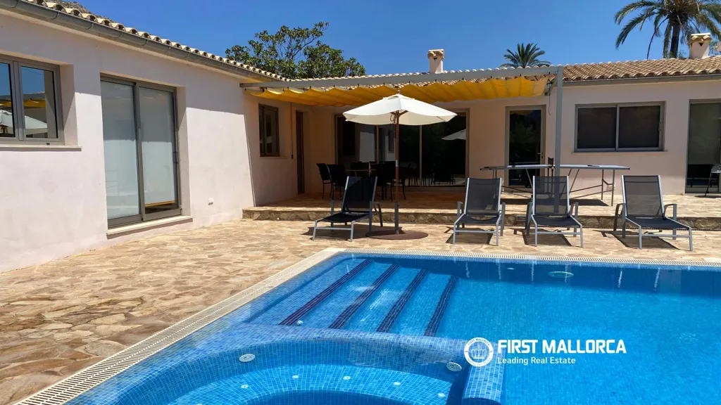Bassein - Self-Sufficient Country House with Pool in Pollença