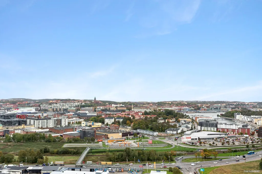 Apartment with West-Facing Balcony in Central Hisingen
