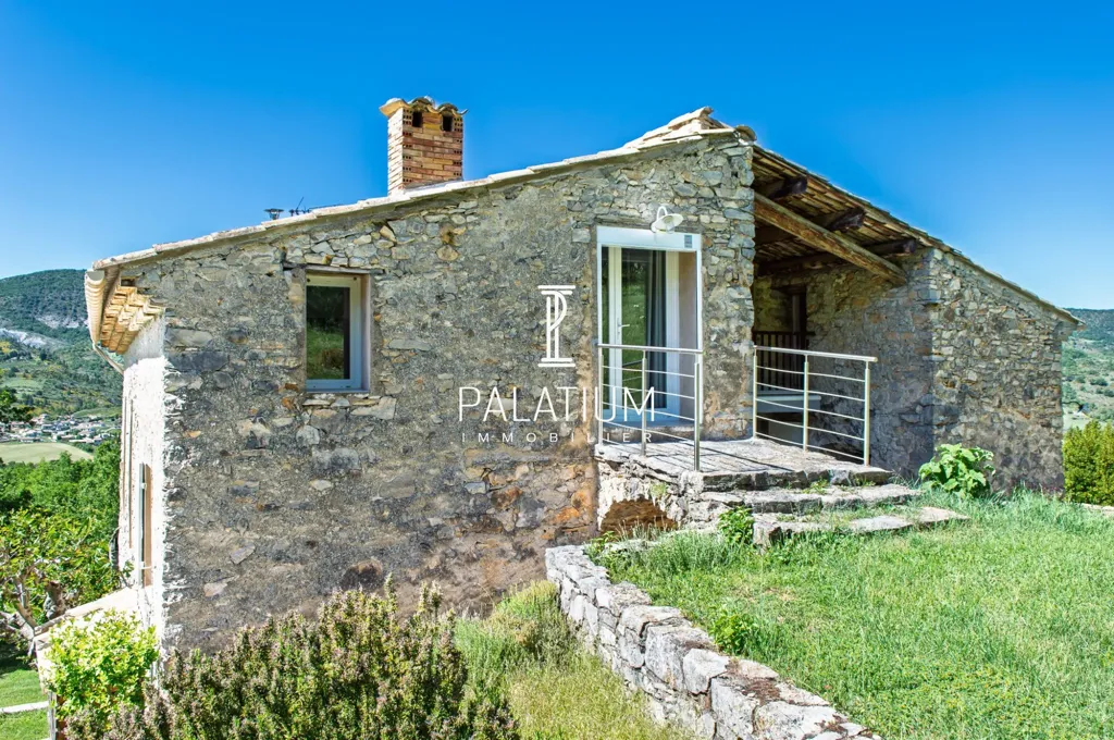 Exterior - Rustic Bastide with Mountain View near Sisteron