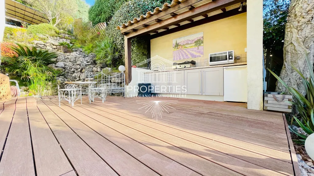 Terrazza - House with Pool in Valcros, La Londe