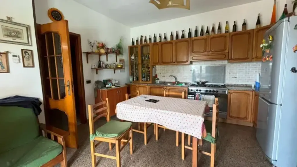 Söögituba - Rustic Apartment with Garden in Vrasi
