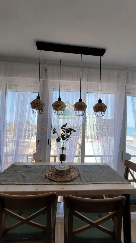 Salle à manger - Loft Studio with Sea Views in Les Palmeretes