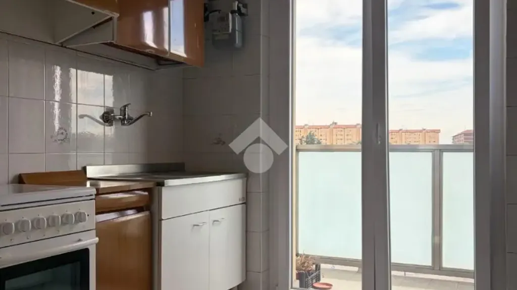 Cucina - Renovated 2-Bedroom in Gallaratese, Milan