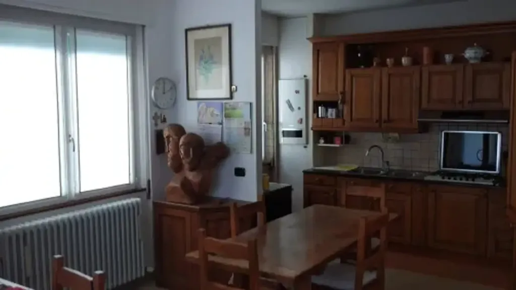 Salle à manger - Rustic Trilocale with Terrace in Berbenno