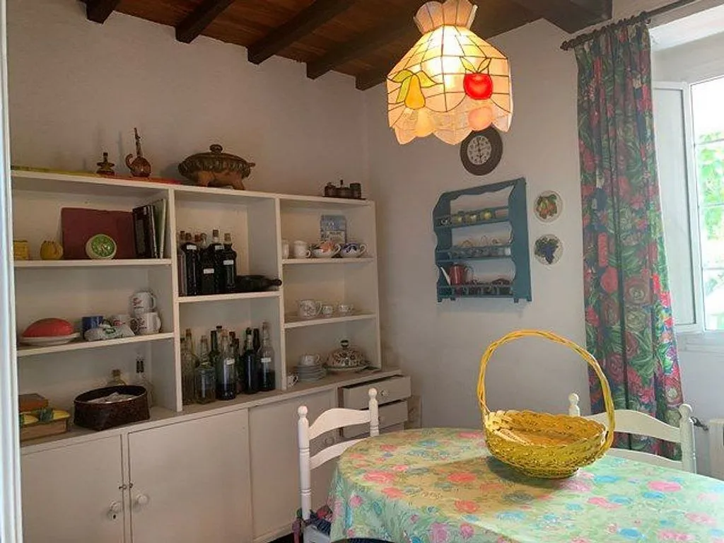 Söögituba - Pared Chalet with Balcony in Touro
