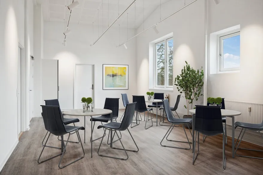 Salle à manger - Office Space with Easy Motorway Access in Herstedøstervej