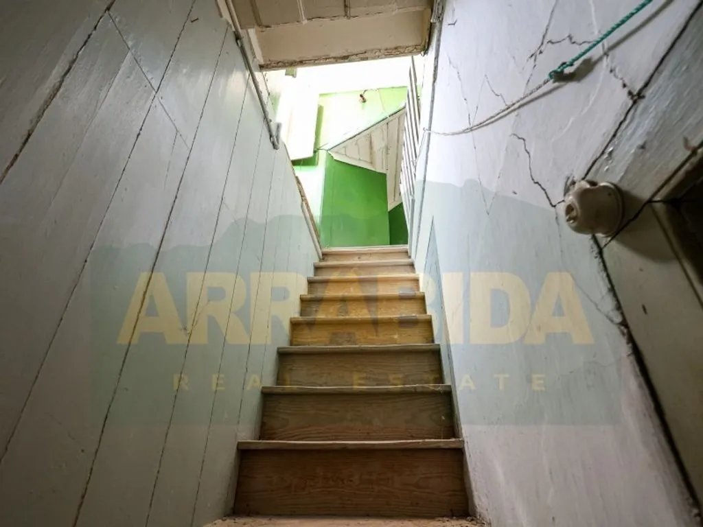 Pièces - Luxury Apartment Complex for Renovation in Sesimbra