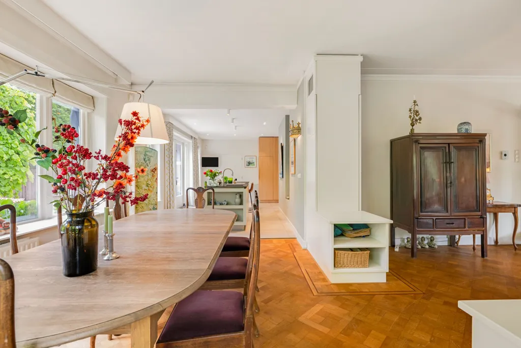 Dining Room - Villa with Garden in Rotterdam-Kralingen