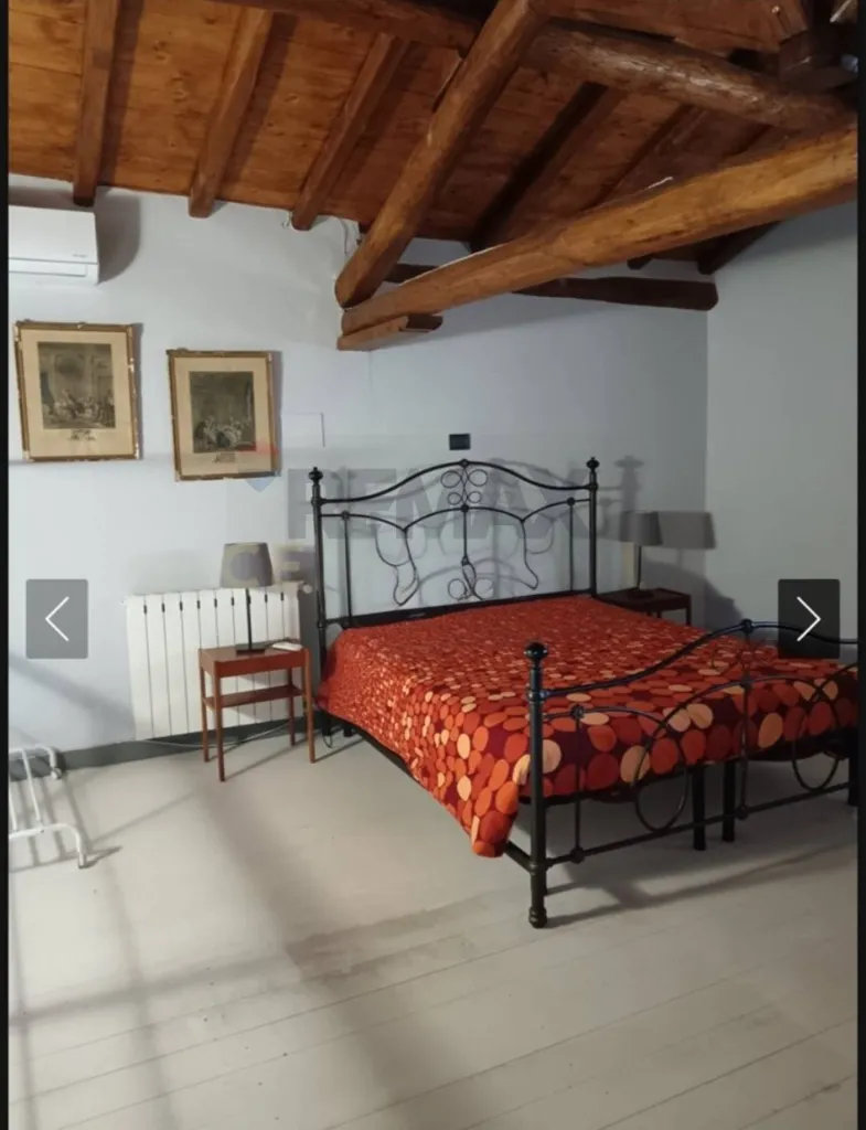 Chambres - Historic Bilocale with Balcony in Acireale