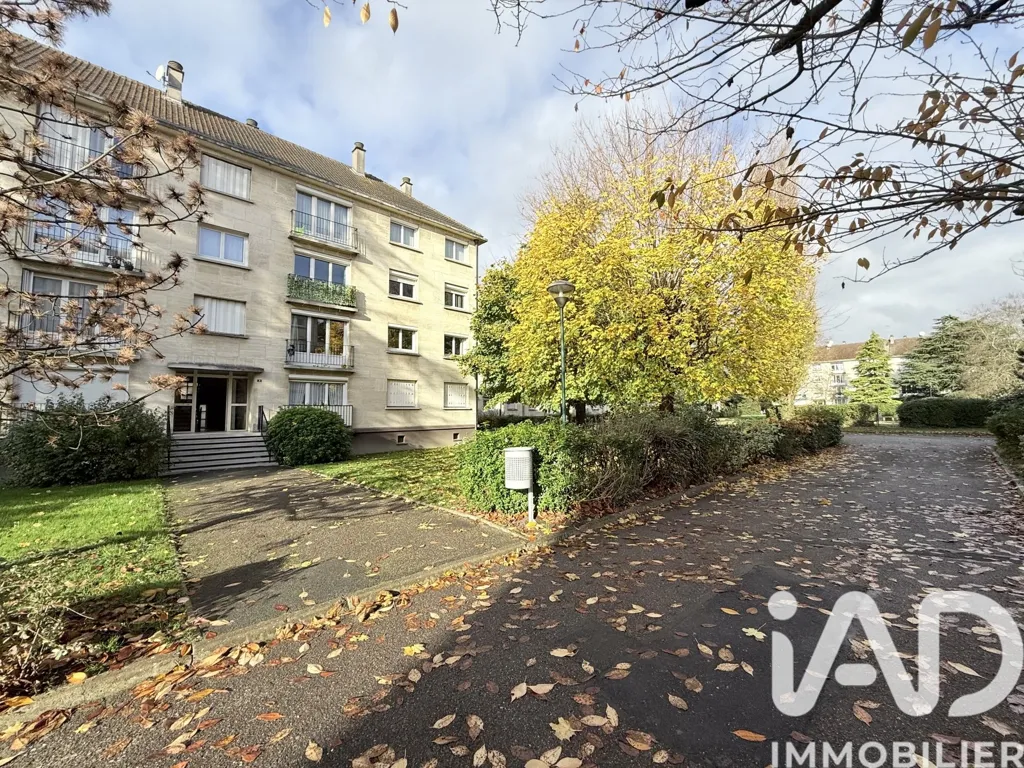 Extérieur - Appartement 5 Pièces avec Balcon à Groslay