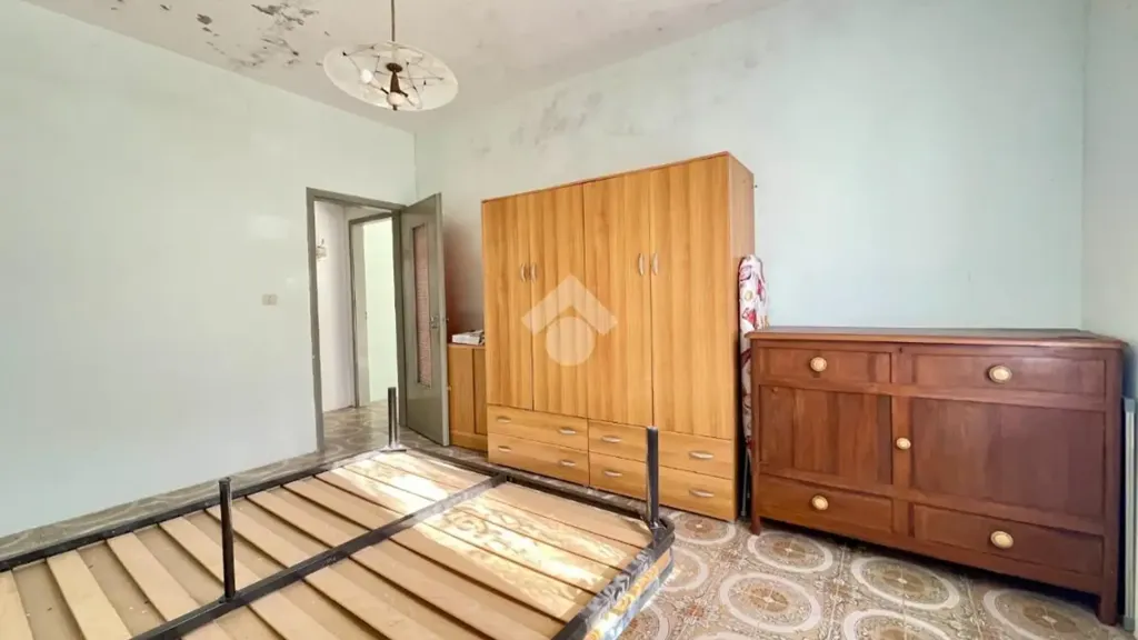 Chambres - Semi-detached House with Garden in Nimis