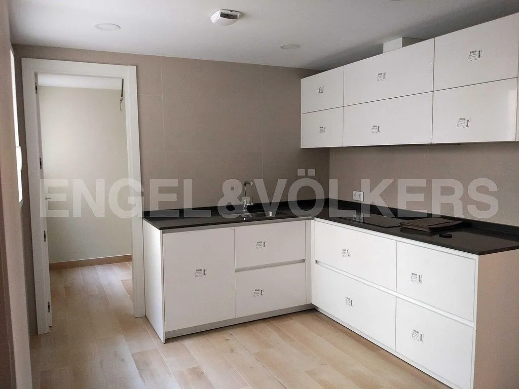 Cuisine - Luxury Apartment with Pool in Mirasierra