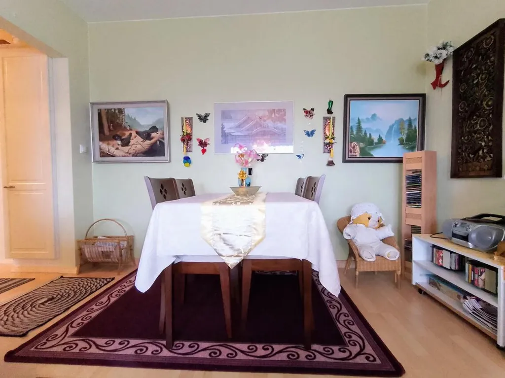 Salle à manger - Upper Floor Flat with Balcony in Pieksämäki Centre