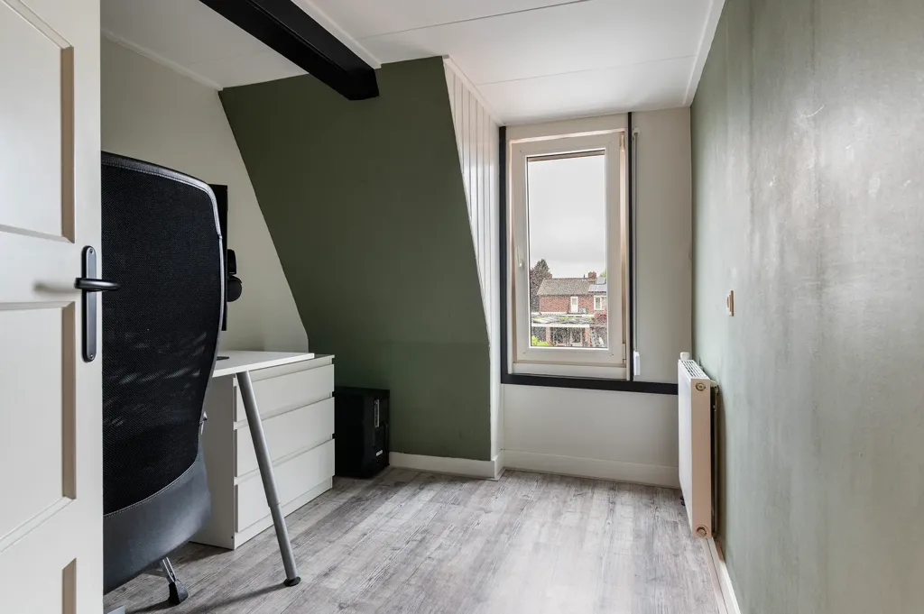 Bureau - Characterful House with Large Shed in Goor