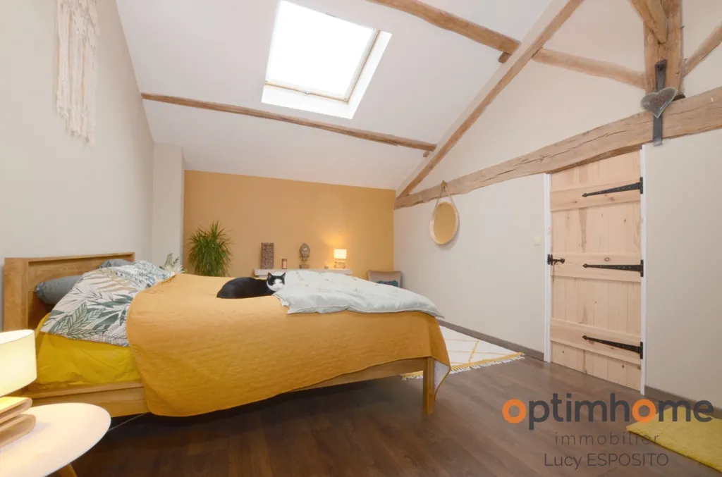 Chambres - Maison de Village Rénovée à Nieuil, Charente
