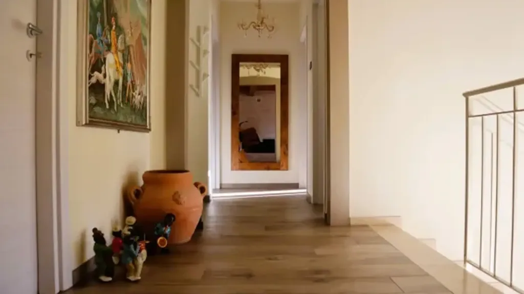 Esik - Rustic-Modern Apartment with Terrace in Empoli