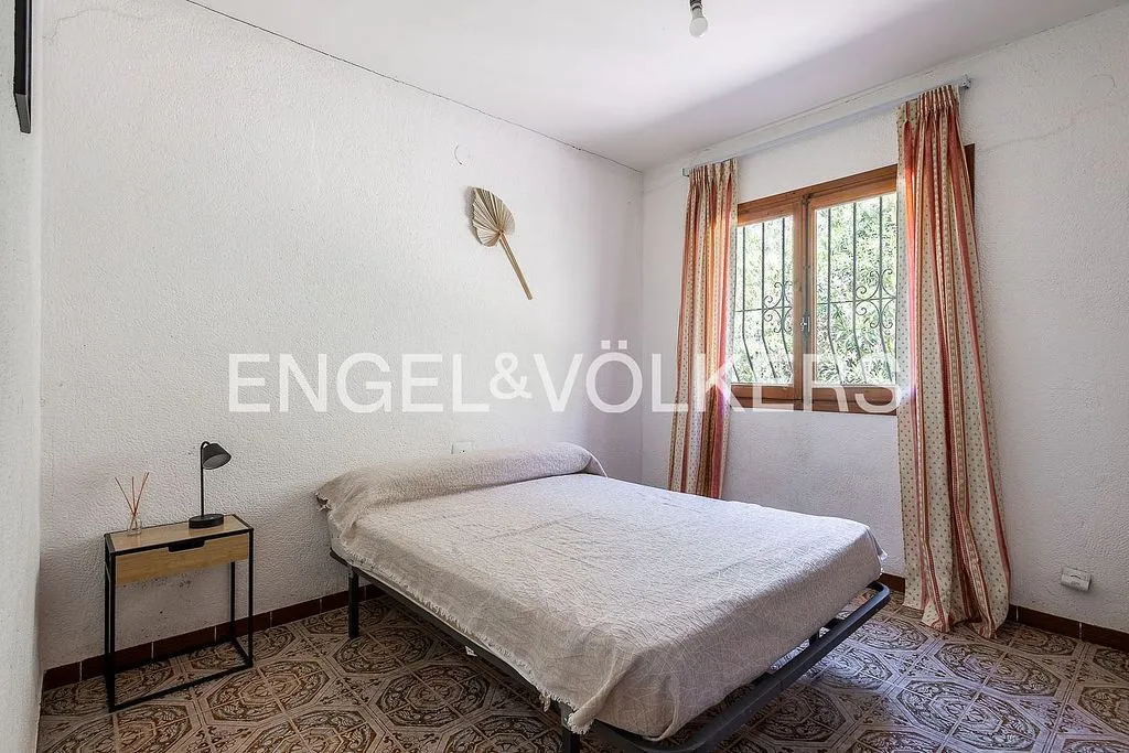 Bedrooms - Chalet with Sea View in La Granadella