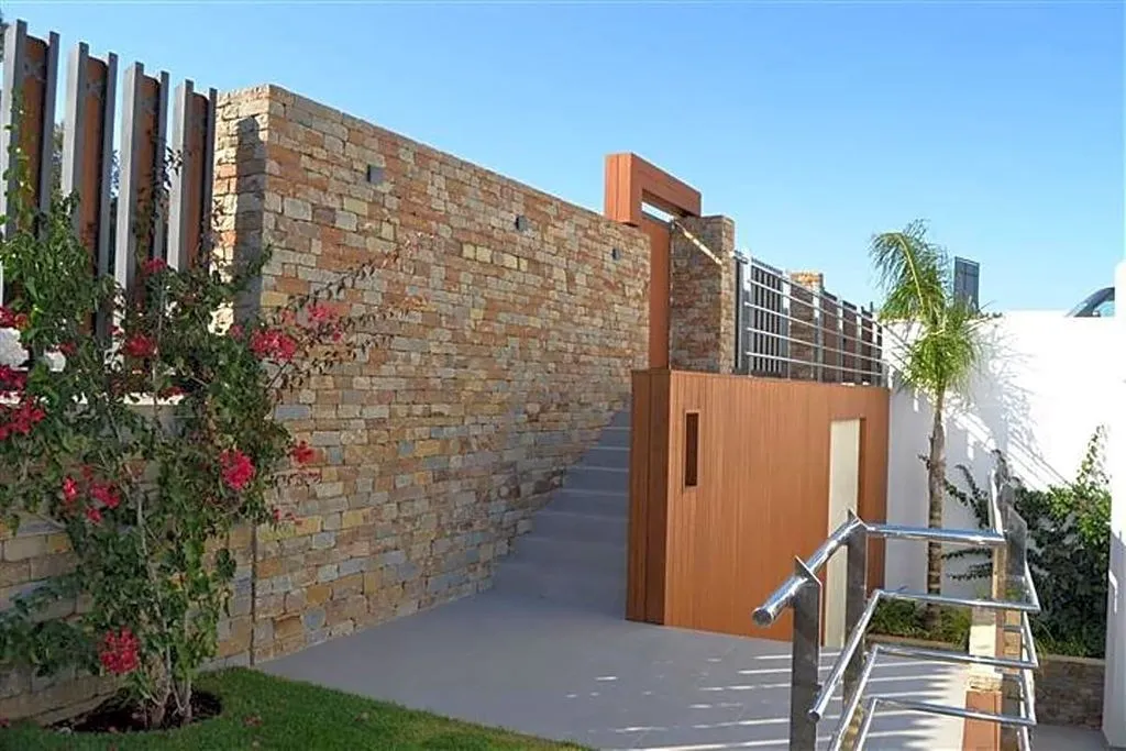 Aed - Luxury Villa with Panoramic Views in La Duquesa