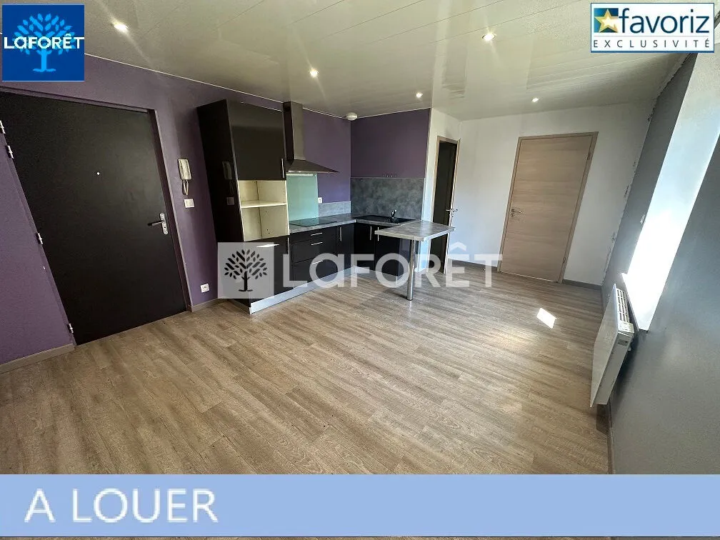 Living Room - T2 Apartment with Parking in Mandelure