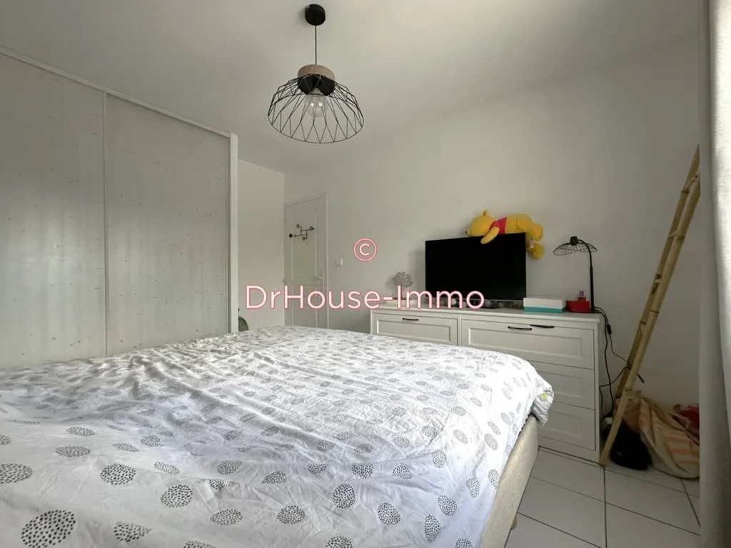 Chambres - Maison de Plain-Pied avec Piscine à Champniers
