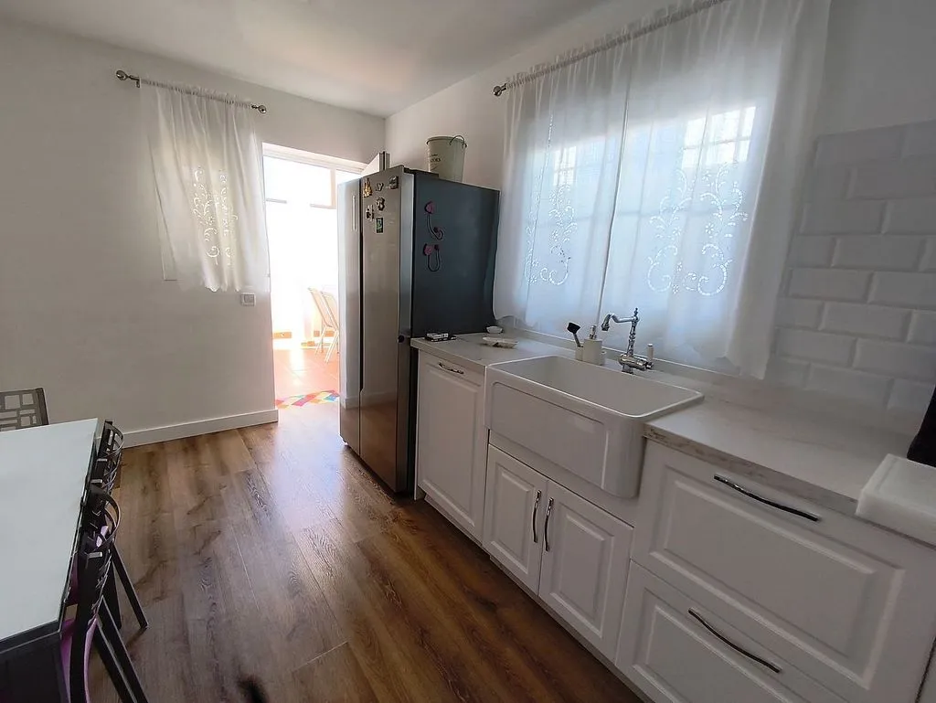 Köök - Recently Renovated Chalet with Pool in La Villa-La Ribera