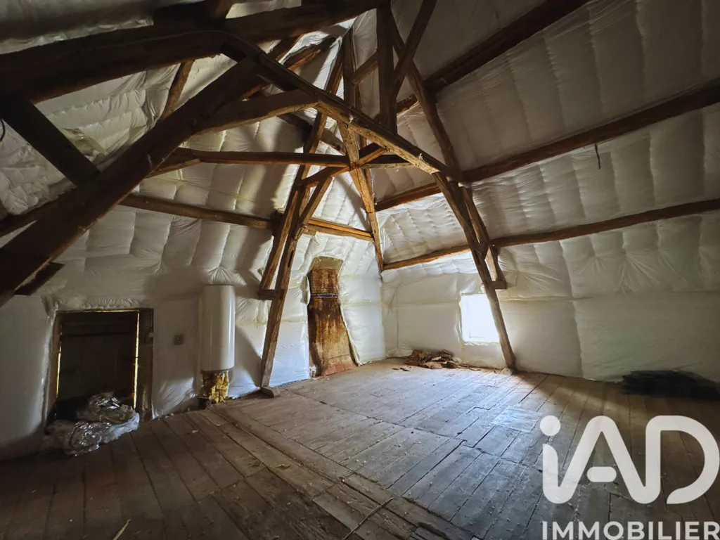 Rooms - Renaissance Villa with Garden in Arbourse