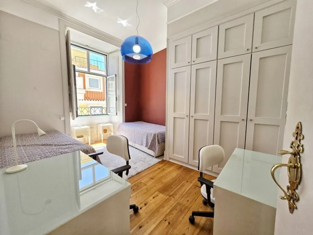 Chambres - Renovated Flat in Chiado, Lisbon