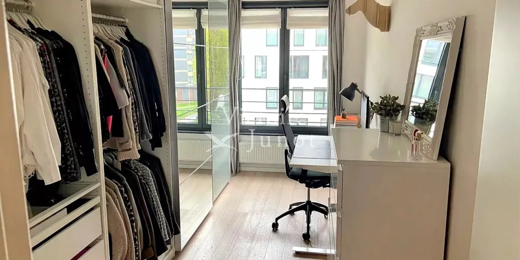 Toad - Apartment with Balcony in Schaerbeek