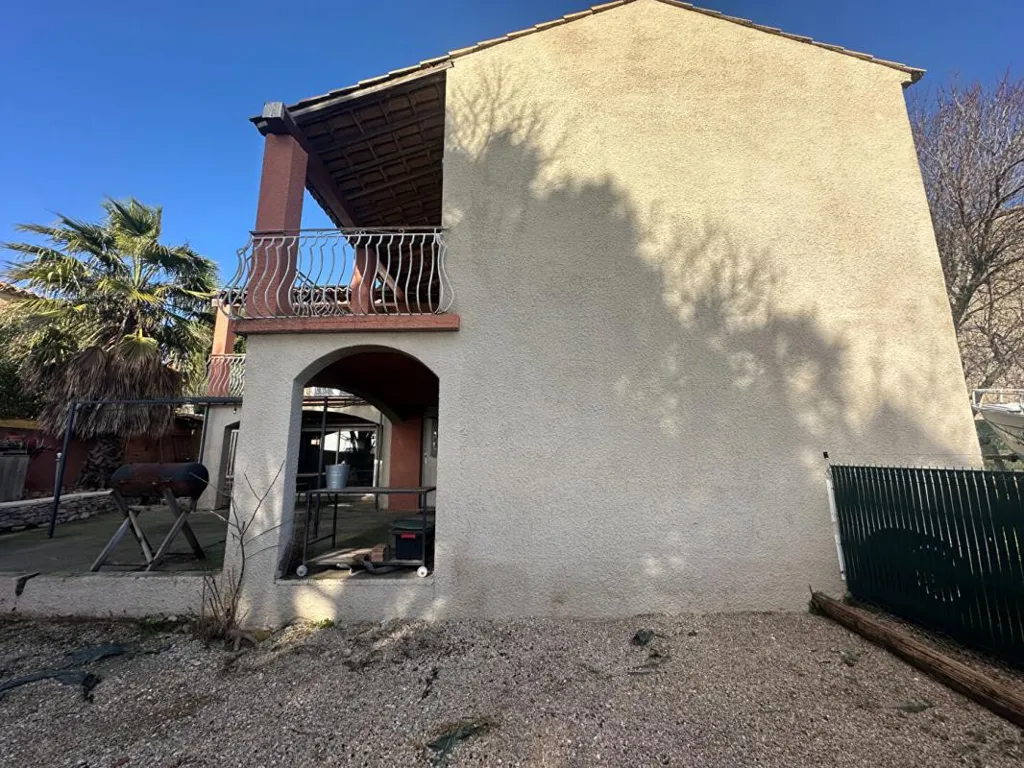 Välivaade - Split-Level Villa with Garden in Pignan