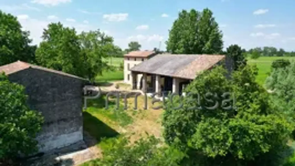 Õhuvaade - Rustic Farmhouse with Potential in Asola
