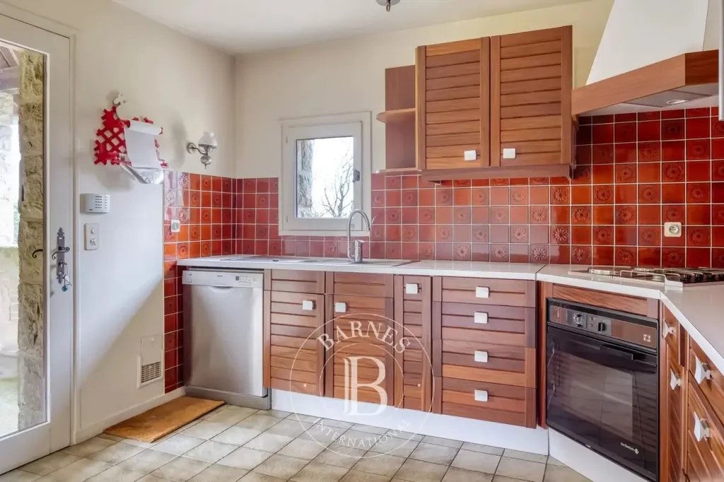 Kitchen - Charming House with Private Garden in Bénerville