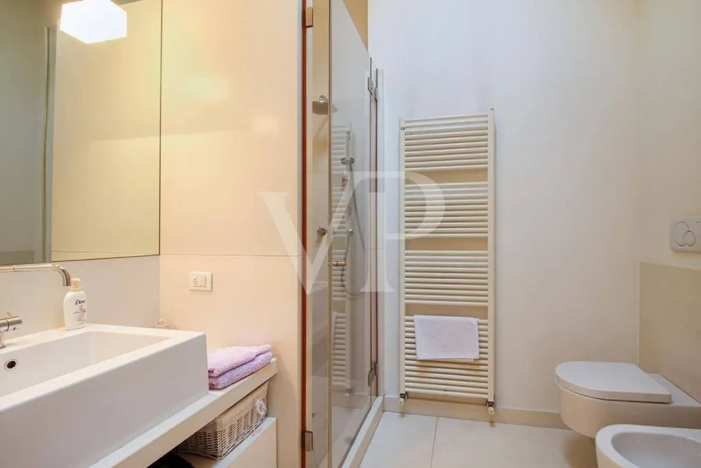 Salles de bain - Rustic Terraced House with Terrace in Schio
