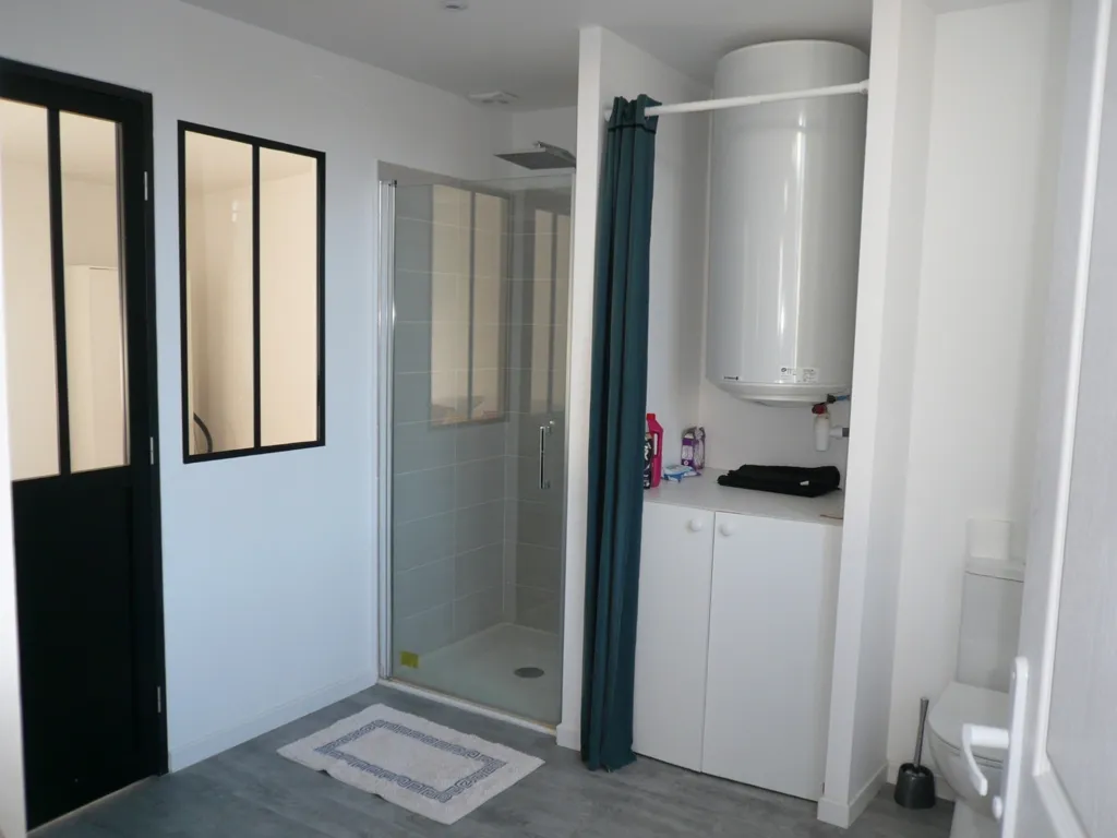 Salles de bain - Furnished Flat in Cognac City Centre